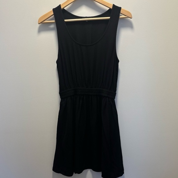 Aritzia Talula Roppongi Dress black sleeveless casual dresss - Picture 1 of 9